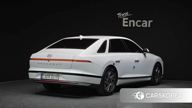 Hyundai Grandeur Hybrid (GN7) id 4201384 из Кореи 12