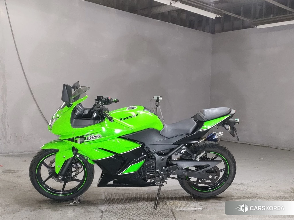 Проданный Kawasaki NINJA 250R id 4147286 из Японии, фото 2