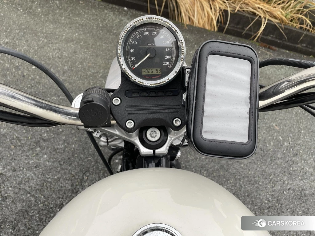 Проданный Harley-Davidson Sportster XL883L 2012 из Японии, фото 2