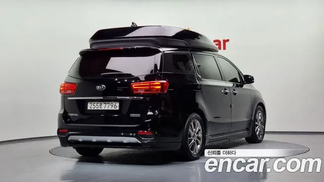 Kia The New Carnival id 2648235 из Кореи 12