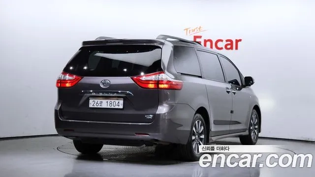 Toyota Sienna id 2946064 из Кореи 12