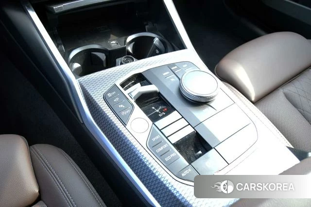 BMW 3 series 2025 Черный из Китая, фото 6