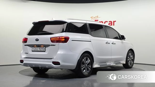 Kia The New Carnival id 4746419 из Кореи 12