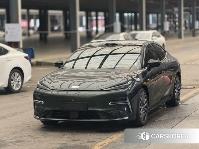 Geely Galaxy Galaxy Sparkle 8 PHEV 2025 Зеленый из Китая, фото 6