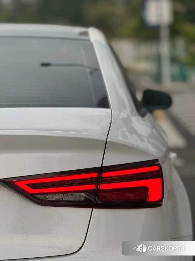 Audi A3 2020 Белый из Китая, фото 2