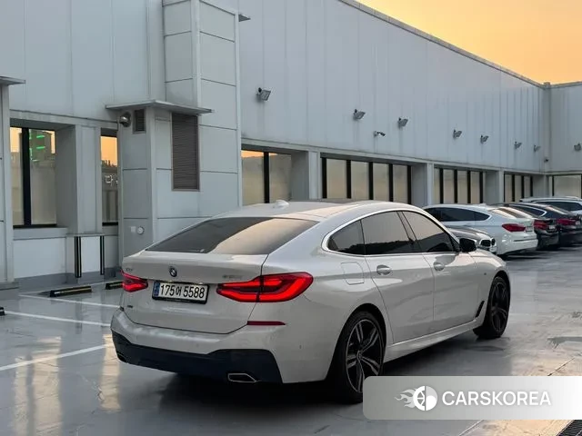 BMW 6 Series GT (G32) 2024 Белый из Кореи, фото 2