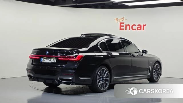 BMW 7 Series (G11) id 4922703 из Кореи 12