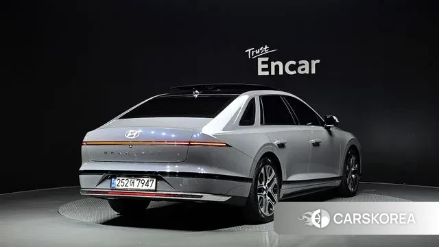 Hyundai Grandeur Hybrid (GN7) id 3383592 из Кореи 12