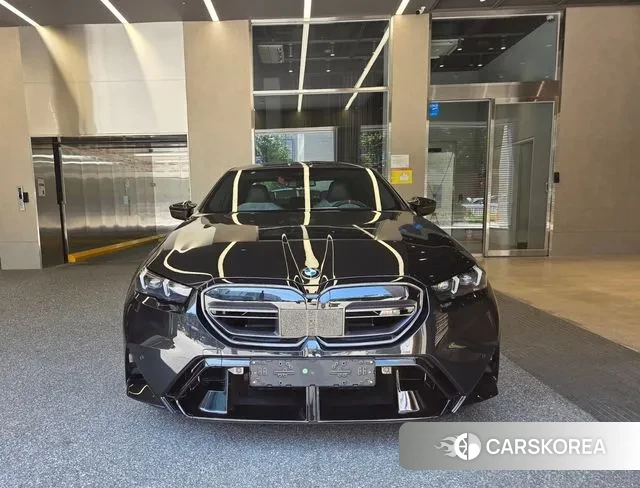 BMW M5 (G90) id 3695912 из Кореи 12