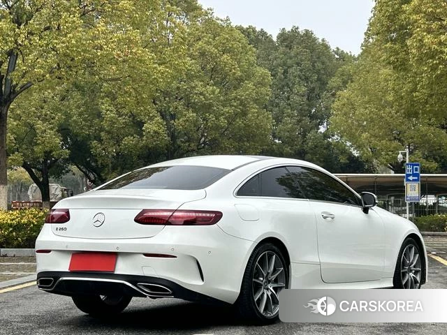 Mercedes-Benz E-class (imported) id 4260482 из Китая 10