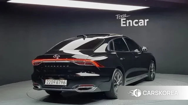 Hyundai The New Grandeur IG id 3011791 из Кореи 12