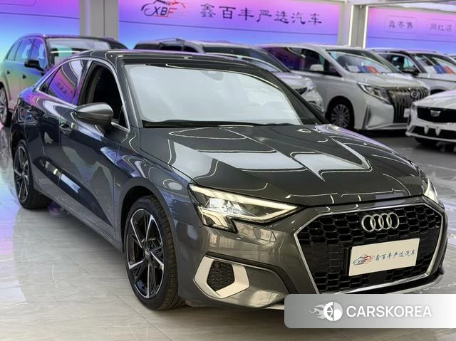 Audi A3 2021 Темно-серый из Китая, фото 4
