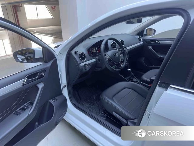 Jetta VA3 id 4241697 из Китая 9