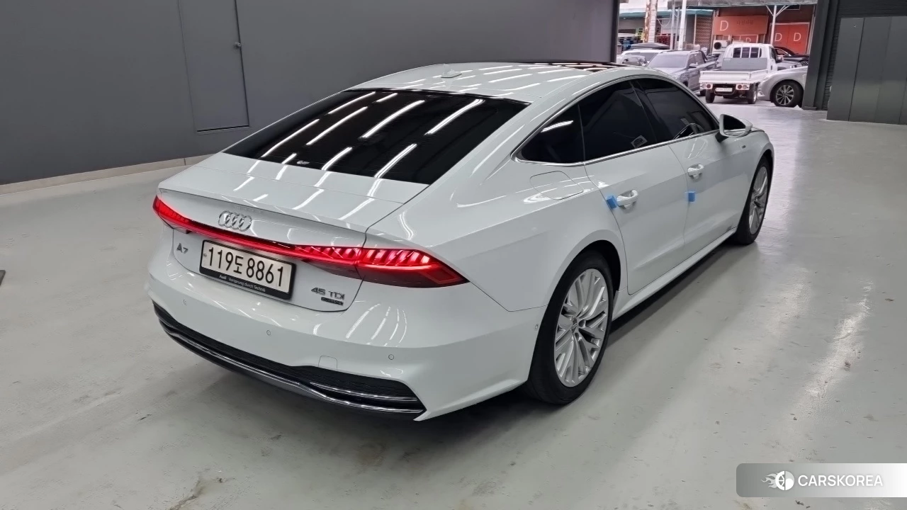 Audi A7 (4K) id 4881705 из Кореи 10