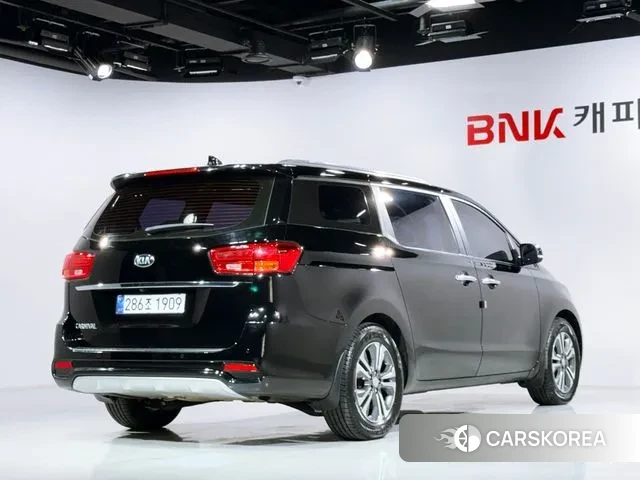 Kia The New Carnival id 3226768 из Кореи 12