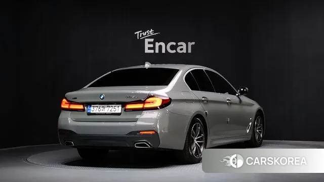 BMW 5 Series (G30) id 3361843 из Кореи 12