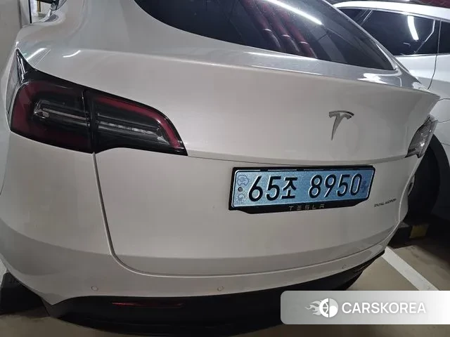 Tesla Model Y 2021 Белый из Кореи, фото 3