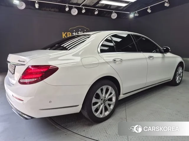 Mercedes-Benz E-Class W213 id 3336308 из Кореи 10