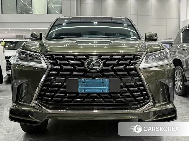 Lexus LX id 4276592 из Китая 7