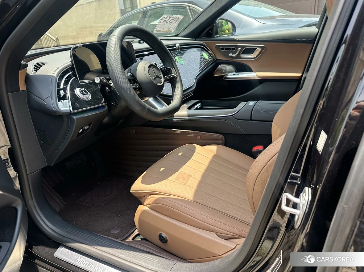 Mercedes-Benz E-class 2025 Черный из Китая, фото 4