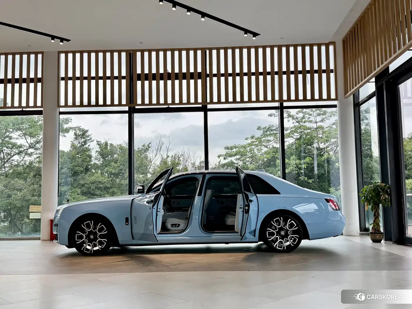 Rolls-Royce Gust 2021 Синий из Китая, фото 3