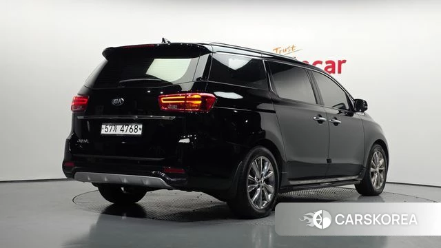 Kia The New Carnival id 4667624 из Кореи 12