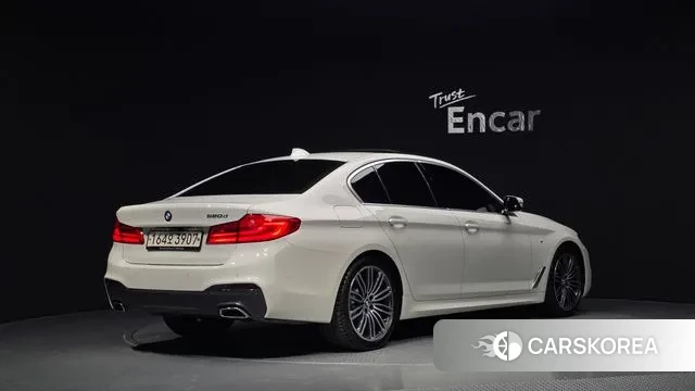 BMW 5 Series (G30) id 3439189 из Кореи 12