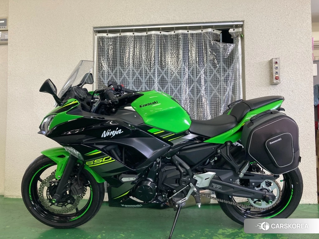 Проданный Kawasaki Ninja 650 ABS KRT 2019 из Японии, фото 2