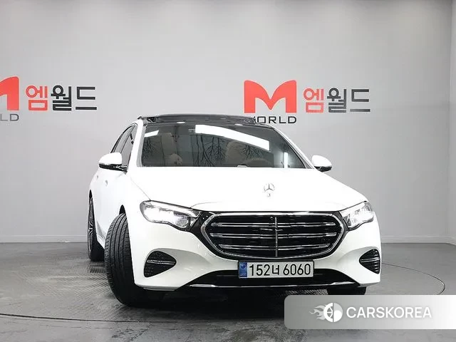 Mercedes-Benz E-Class W214 2024 Белый из Кореи, фото 3