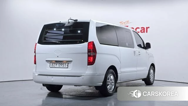 Hyundai The New Grand Starex id 3943083 из Кореи 12