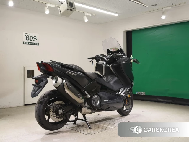 Проданный Yamaha T-MAX 530 DX 2017 из Японии, фото 2