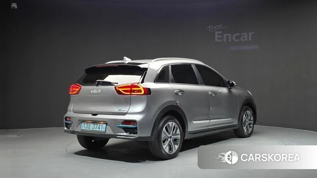 Kia Niro EV id 4793801 из Кореи 12