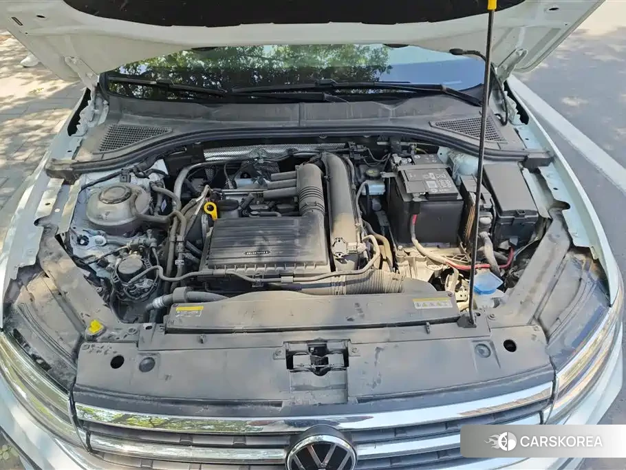Volkswagen Bora id 4545729 из Китая 8