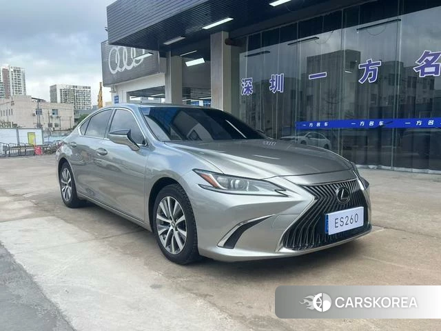 Lexus ES 2021 Серебристо-серый из Китая, фото 2