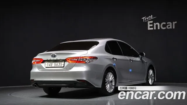 Toyota Camry (XV70) id 2602926 из Кореи 12