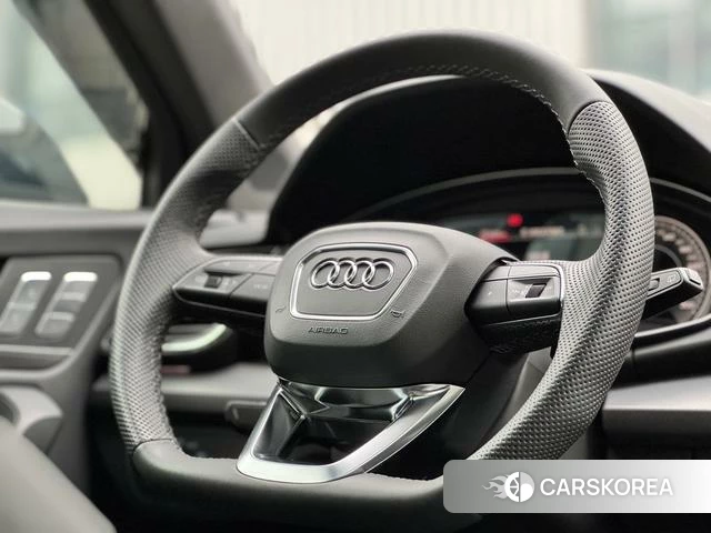 Audi Q5L id 4273957 из Китая 7
