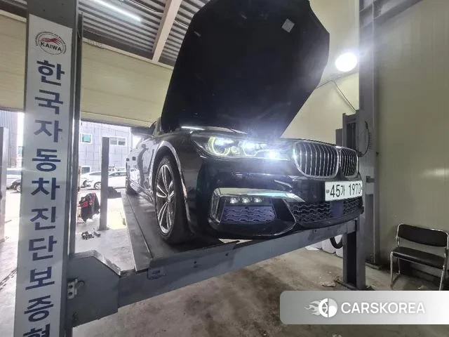 BMW 7 Series (G11) 2018 Черный из Кореи, фото 2