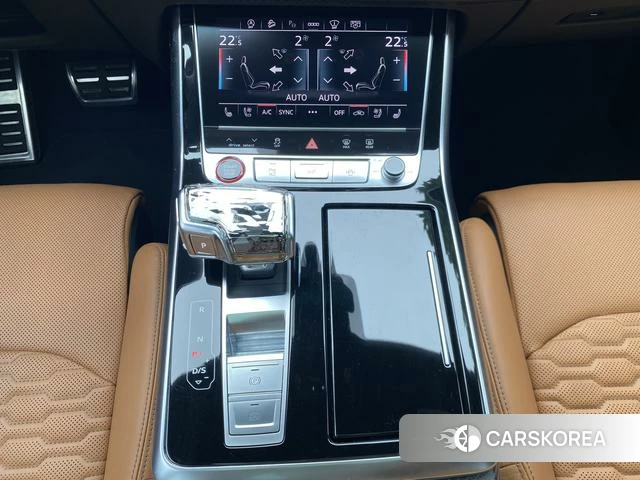 Audi RS Q8 id 4299709 из Китая 12