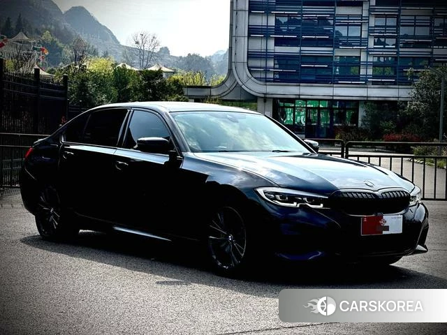 BMW 3 series 2022 Черный из Китая, фото 2