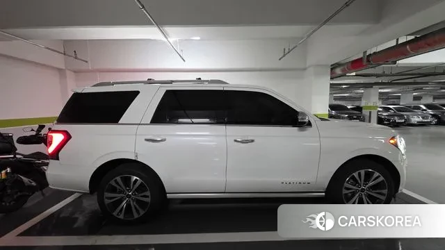 Ford Expeditation 2021 Белый из Кореи, фото 3