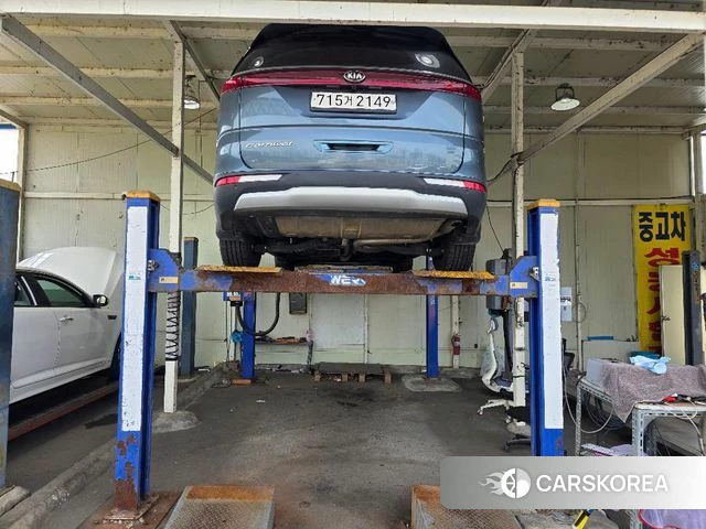 Kia Carnival 4th generation 2021 Небесно-голубой из Кореи, фото 2