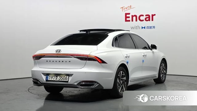 Hyundai The New Grandeur IG Hybrid id 4608556 из Кореи 12