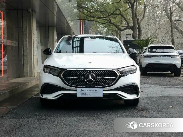 Mercedes-Benz E-class (imported) 2026 Белый из Китая, фото 6