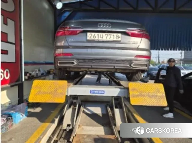 Audi A6 (C8) 2019 Серебристо-серый из Кореи, фото 2