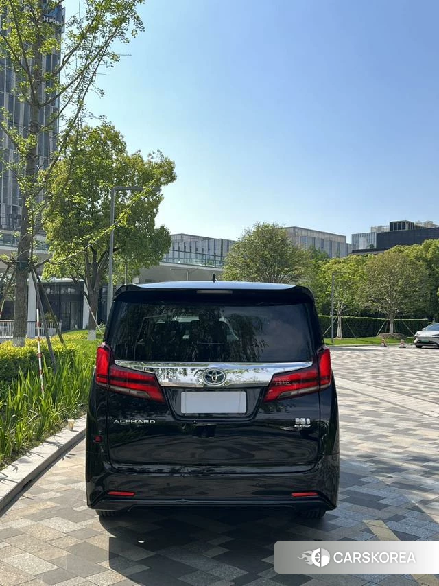 Toyota Elfa 2023 Черный из Китая, фото 5