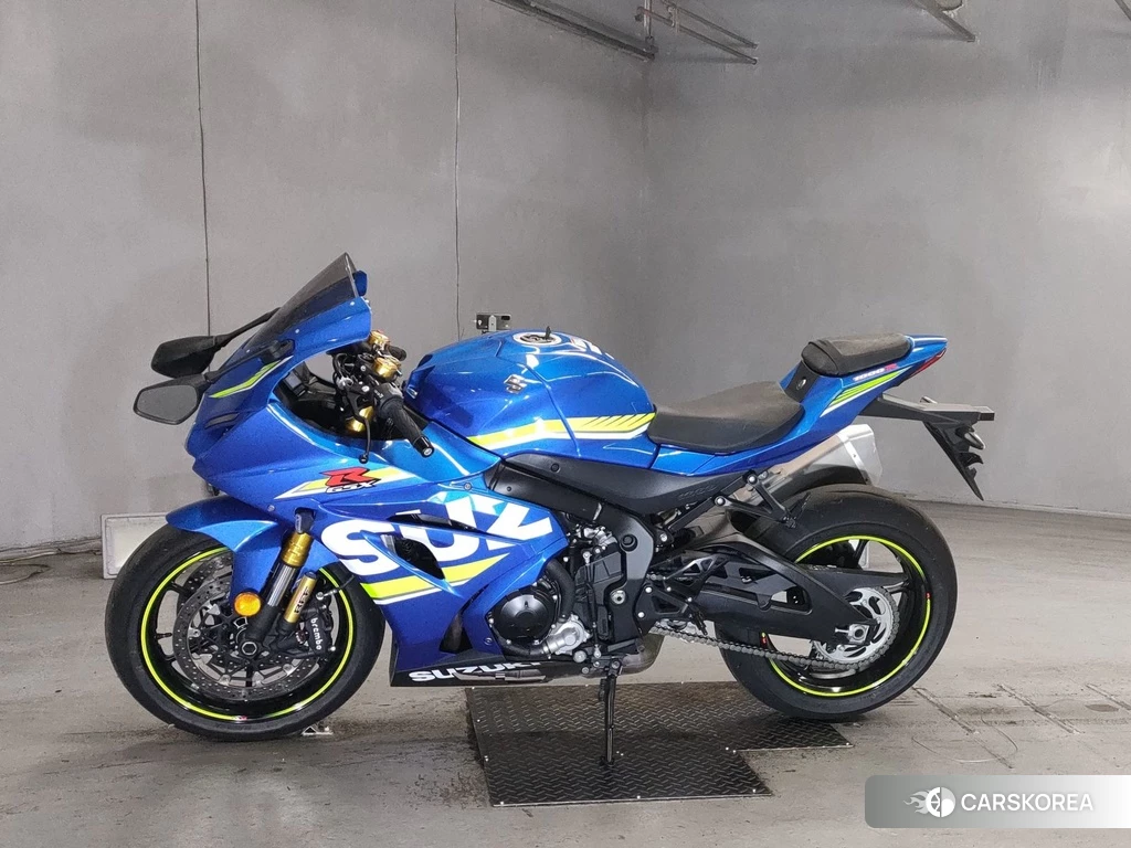 Проданный Suzuki GSX-R1000R 2017 из Японии