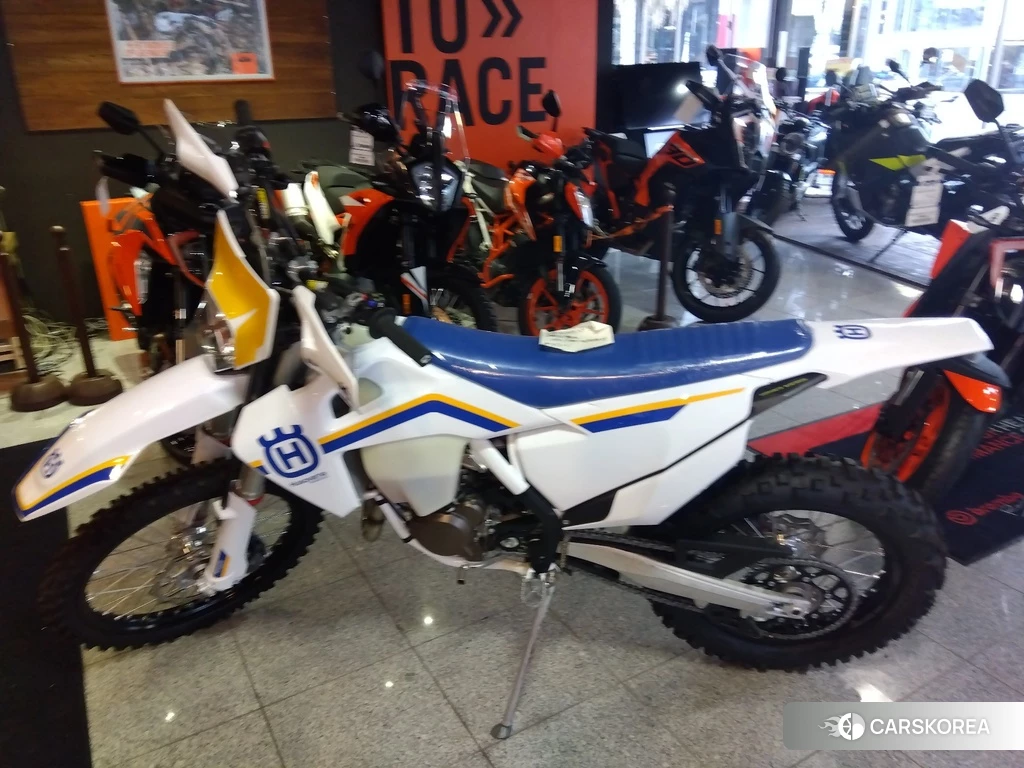 Проданный Husqvarna TE250 2023 из Японии