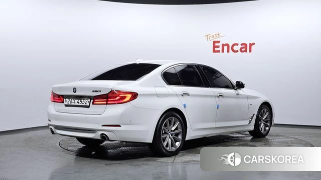 BMW 5 Series (G30) id 3808132 из Кореи 11