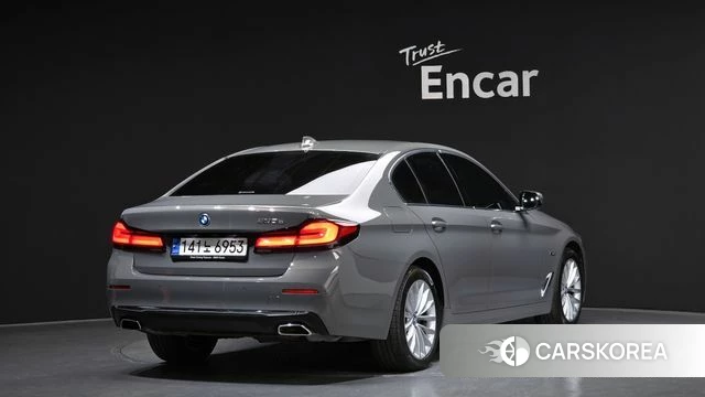 BMW 5 Series (G30) id 4293171 из Кореи 12