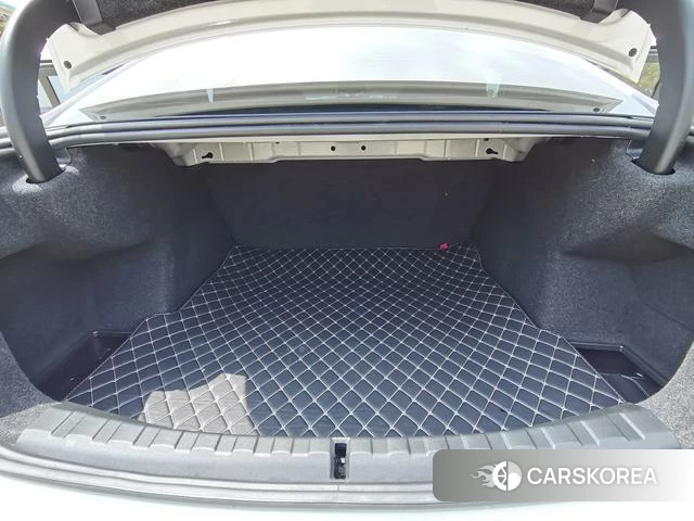 BMW 3 series id 4205721 из Китая 12